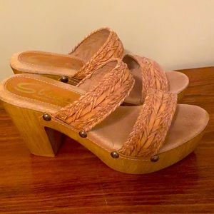 Sbicca chunky sandals size 8.5